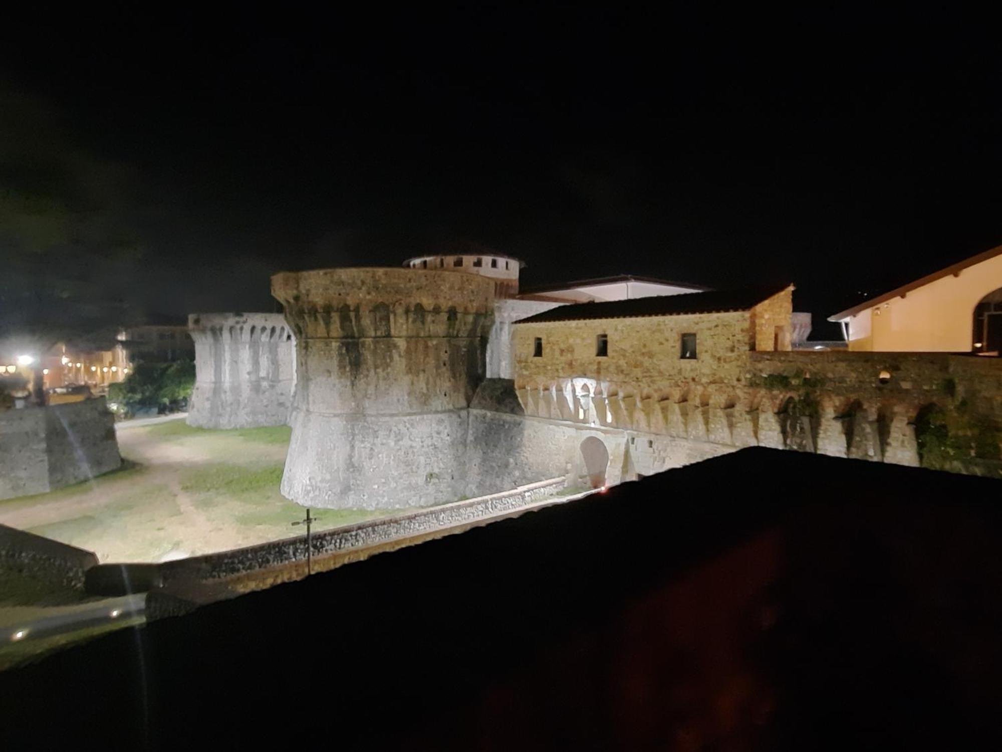 Opera Διαμέρισμα Sarzana Εξωτερικό φωτογραφία